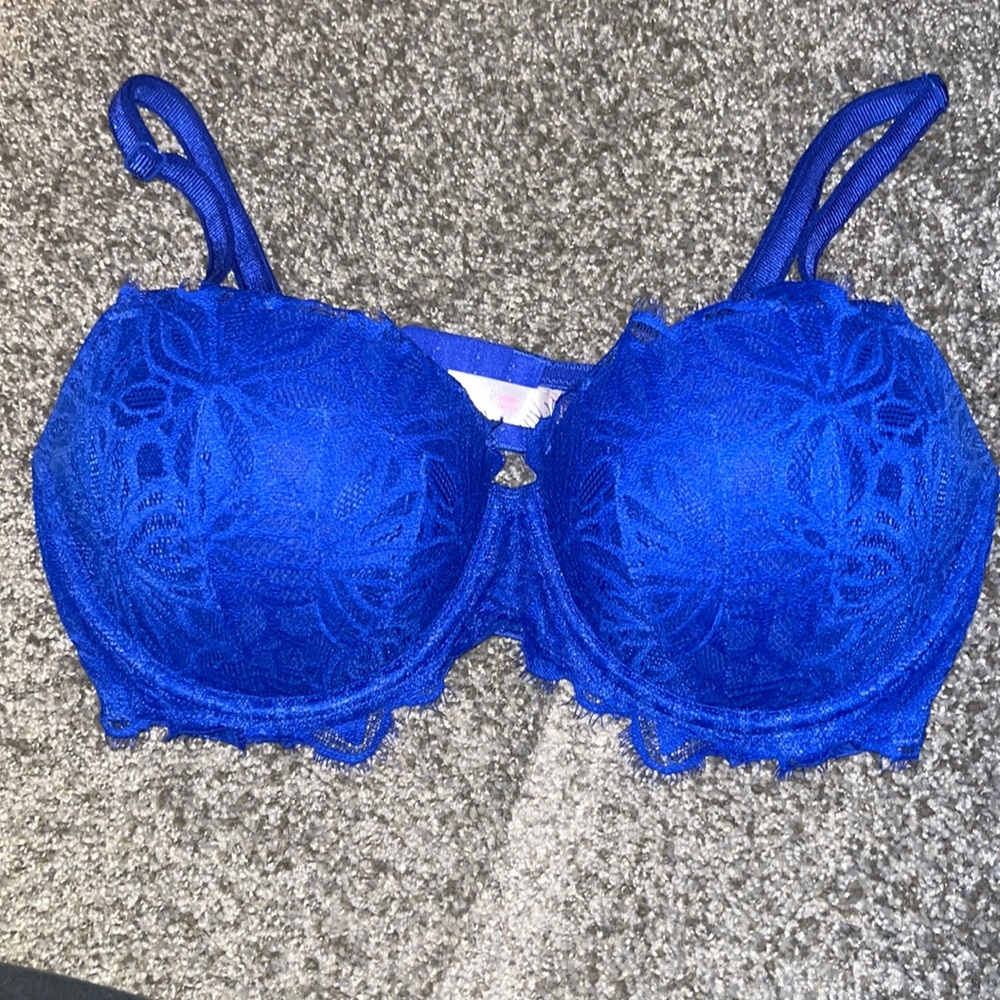 VS PINK date push up bra